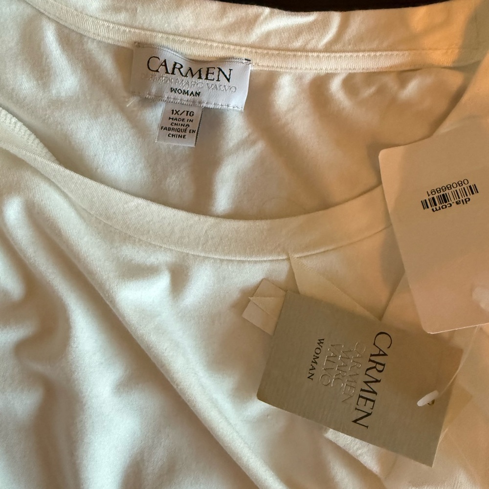 Chic White Ruffle Sleeve Tee - Picture 2 of 4